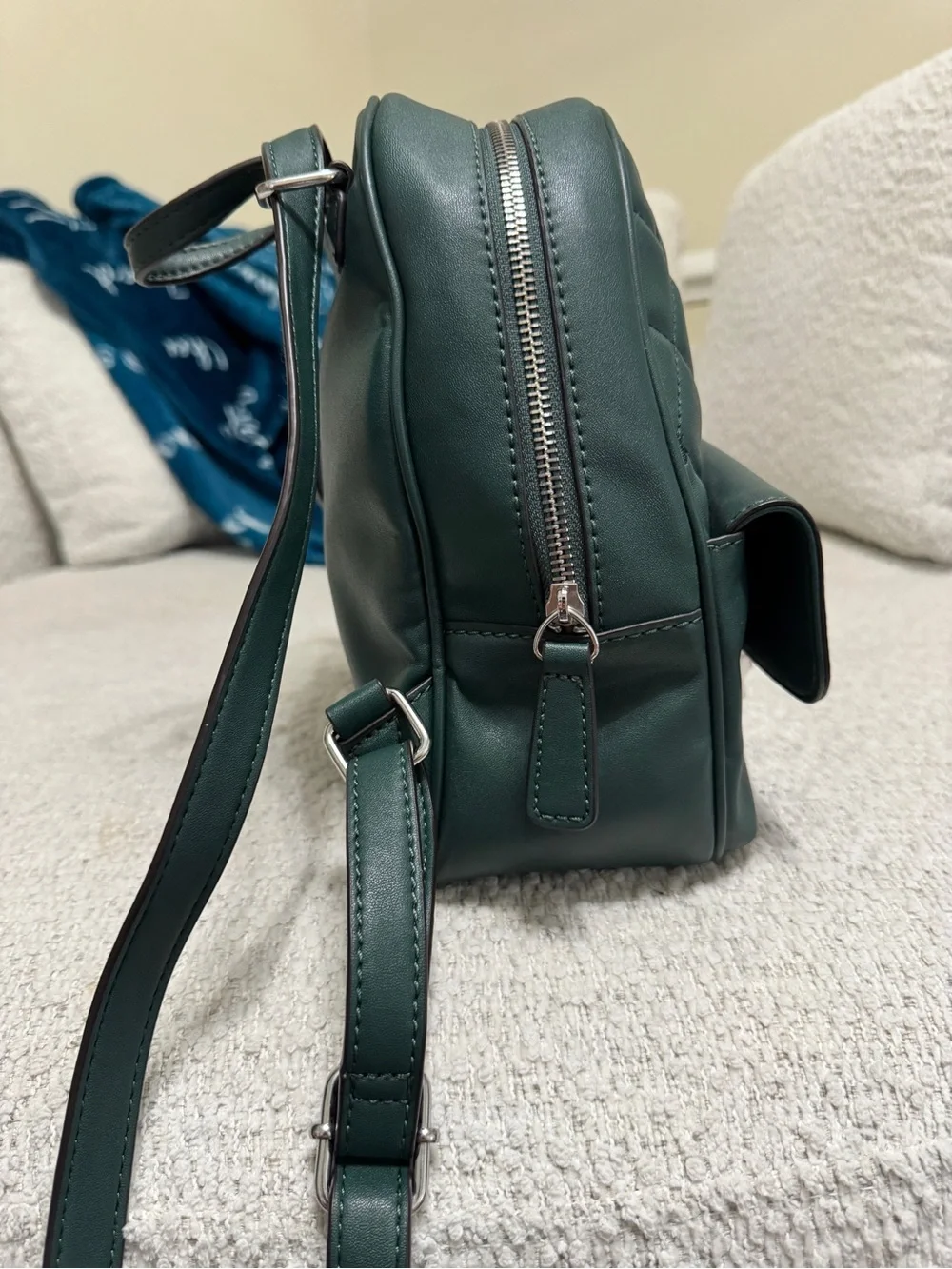Guess forest emerald